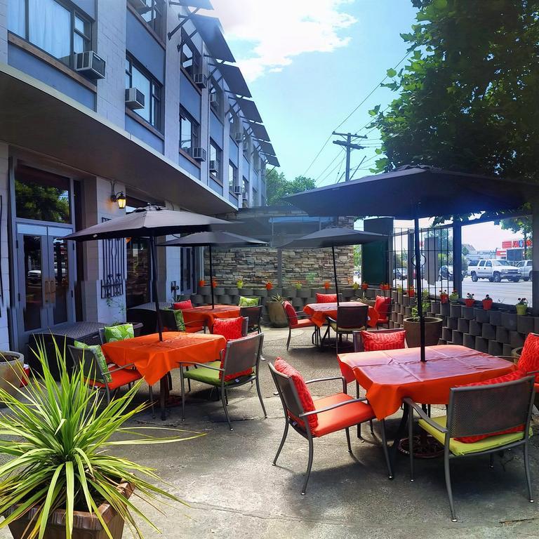 Super 8 Victoria Motel Dış mekan fotoğraf