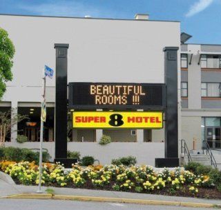 Super 8 Victoria Motel Dış mekan fotoğraf